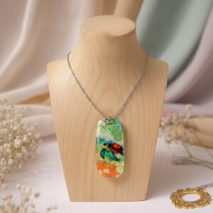 Collier Pendentif FairyOcéan – Tortue verte marron artistique